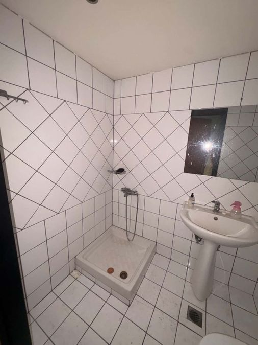 Photo 368543599