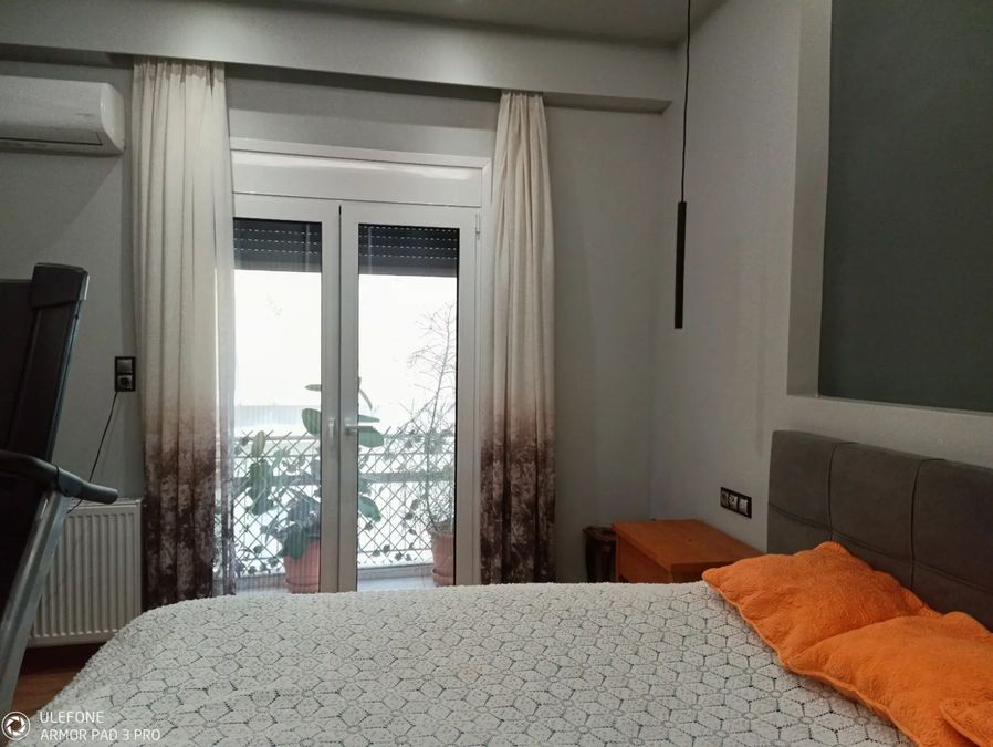Photo 368799544