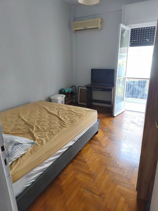 Photo 369262459
