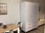 Photo 369320686