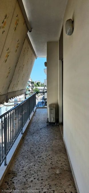 Photo 369326728