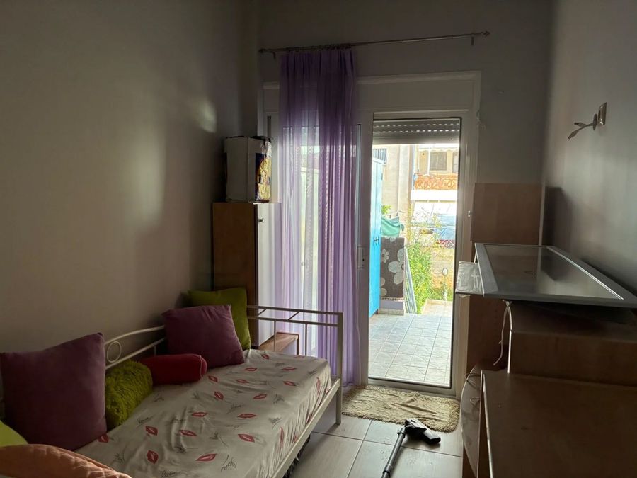 Photo 369474124