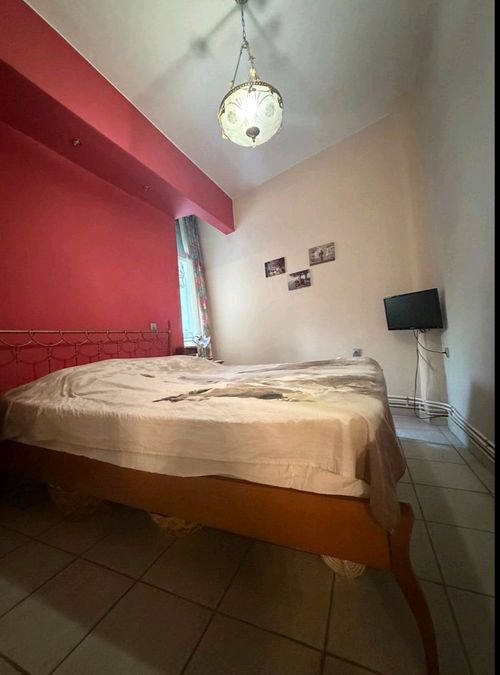Photo 369607717