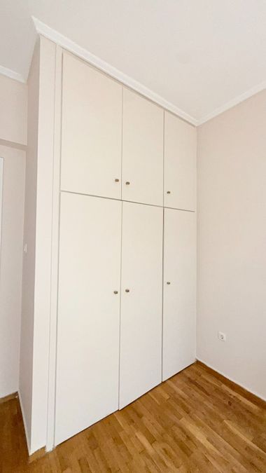 Photo 369682795