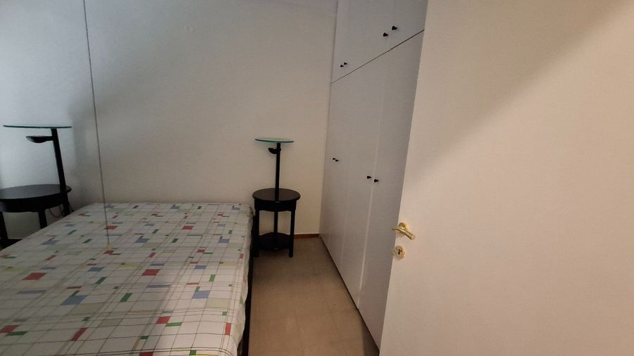 Photo 369686896