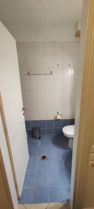 Photo 369975274