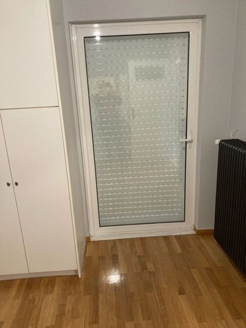Photo 369975952