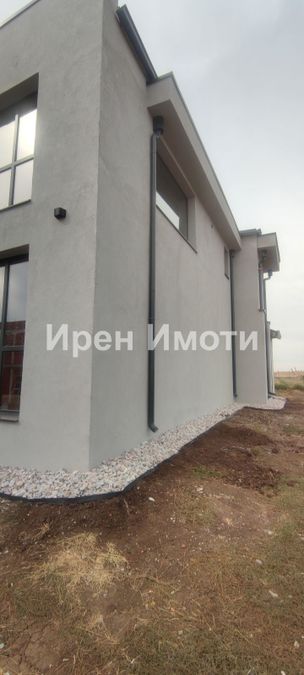 Снимка 370143262