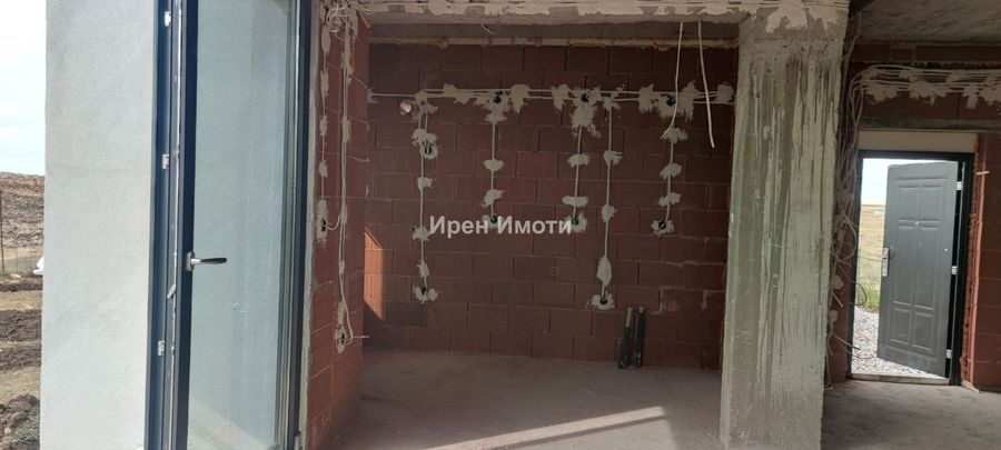 Снимка 370143268