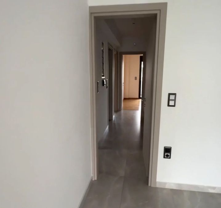 Photo 370406845