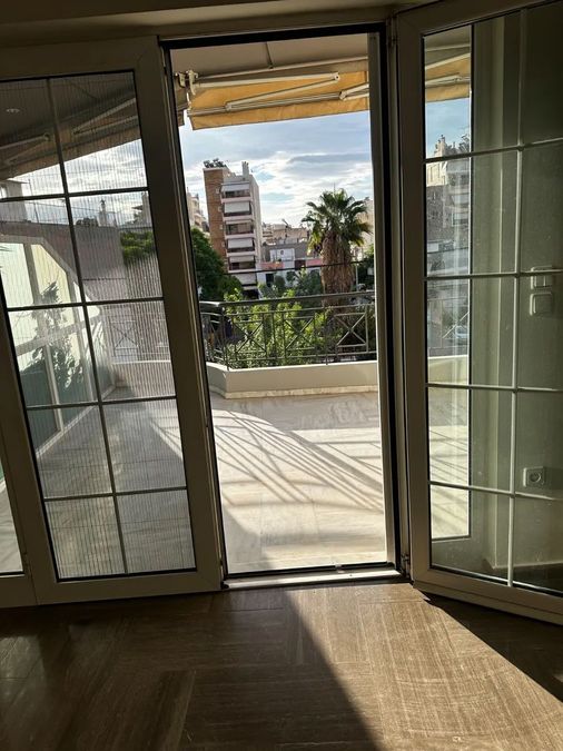 Photo 370656160