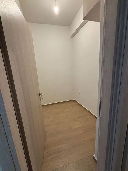 Photo 370798627