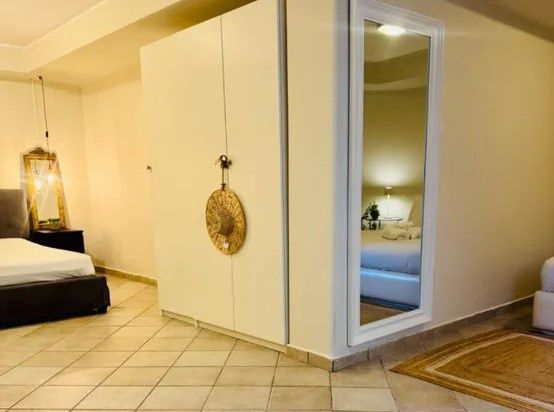 Photo 370996291
