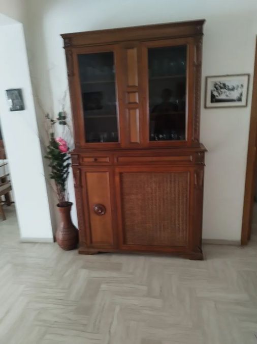 Photo 371243875