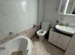 Photo 371379661