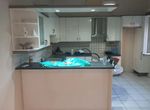 Photo 371538337