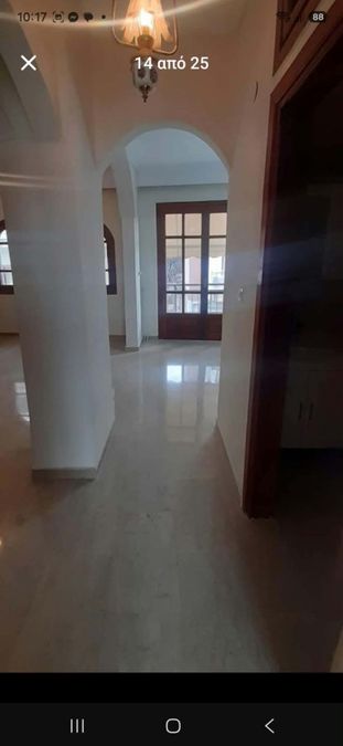 Photo 371653099