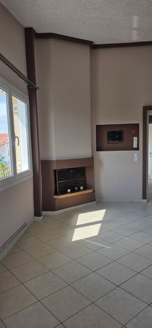 Photo 371696968