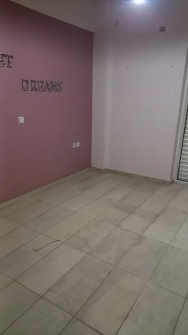Photo 371799739