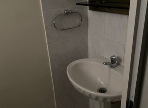 Photo 371827891