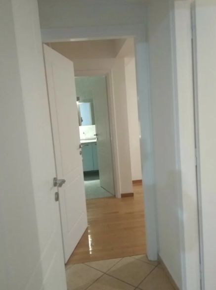 Photo 371844610
