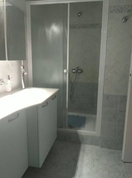 Photo 371844673
