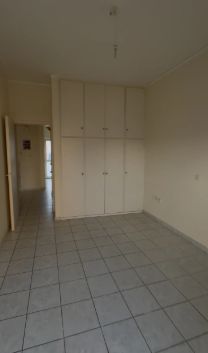 Photo 372281131