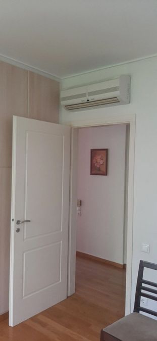 Photo 372394456