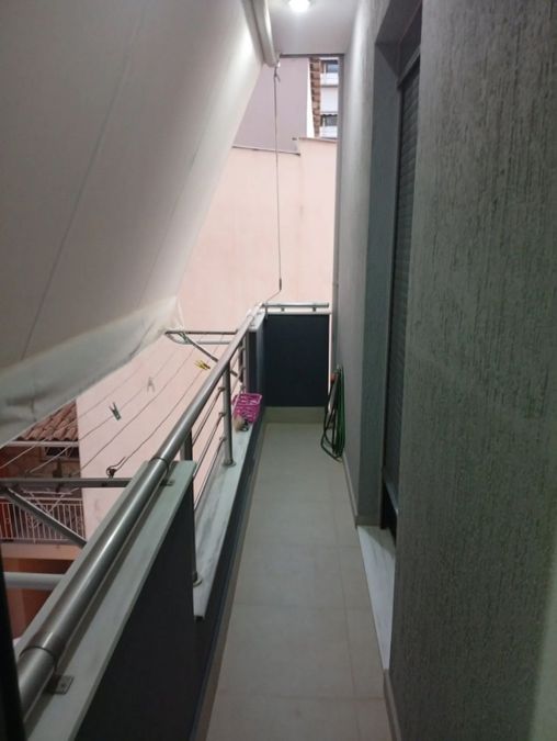 Photo 372414073