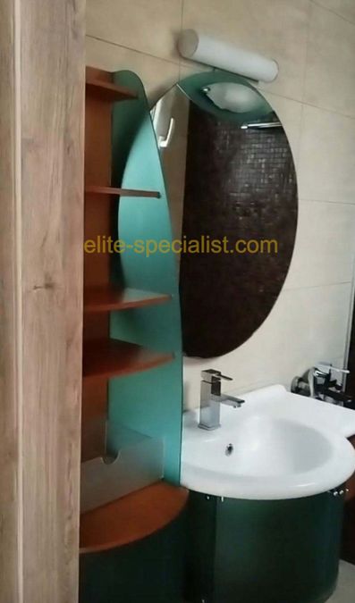 Photo 372439174
