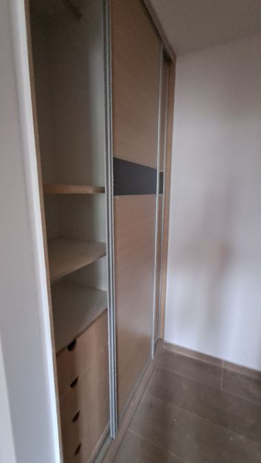 Photo 372530659