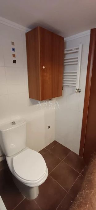 Photo 372585136