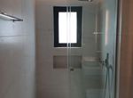 Photo 372672439