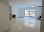 Photo 372708148