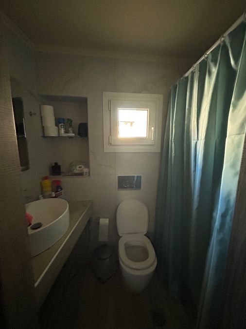 Photo 372784507
