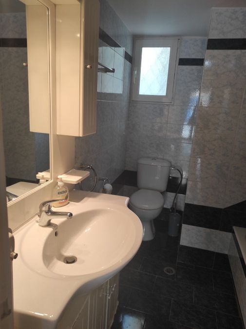 Photo 372784789