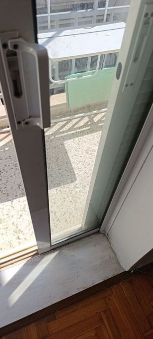 Photo 372805420