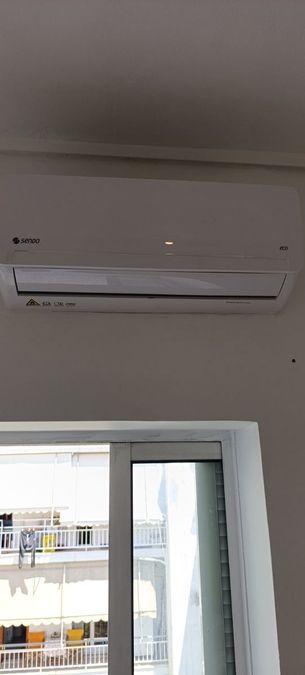 Photo 372805423