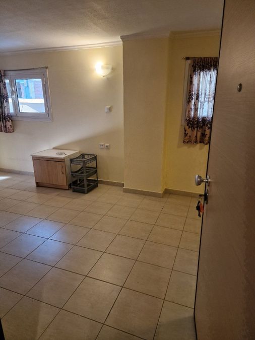Photo 372907135