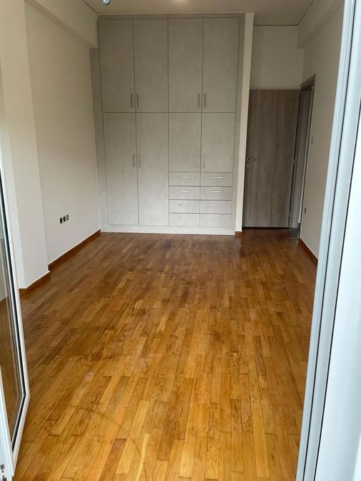 Photo 372992269