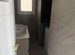 Photo 372995032