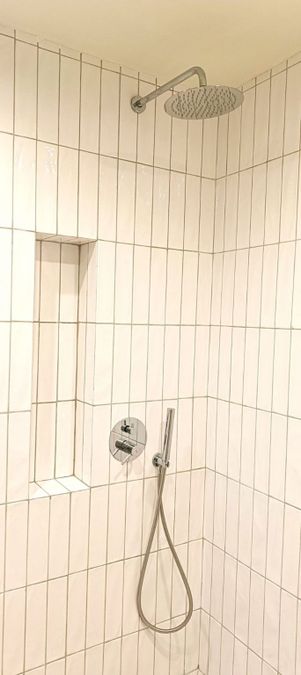 Photo 372997297