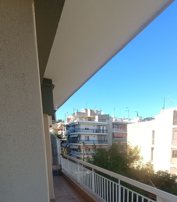 Photo 373111687