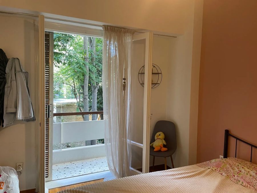 Photo 373138747