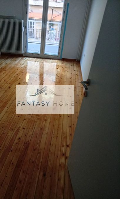 Photo 374303095