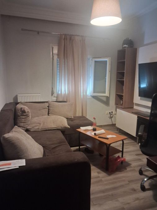 Photo 374480893