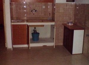 Studio Flat, Kato Toumpa