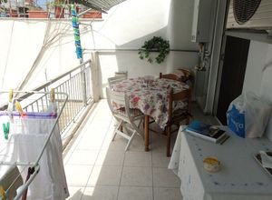 Studio/Γκαρσονιέρα, Κέντρο