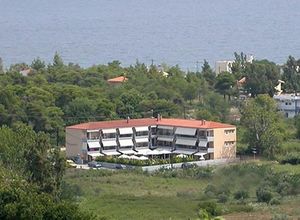 Ξενοδοχείο προς πώληση Πευκί (Αρτεμίσιο) 950 τ.μ.