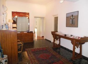 Apartment, Kentro